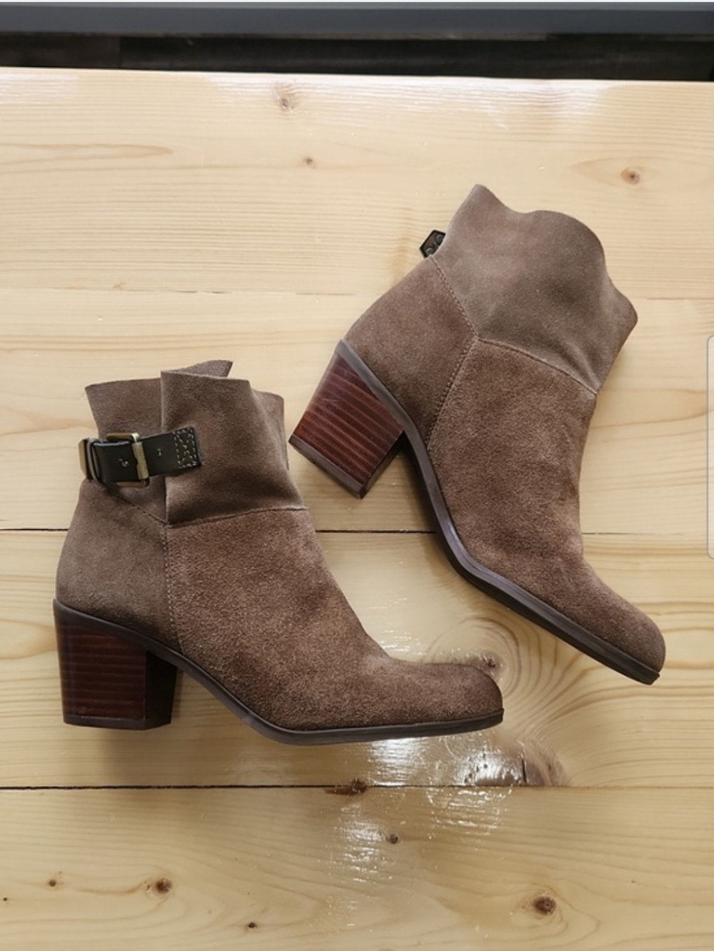 FRANCO SARTO Ankle Booties Monument Tan Suede Buckle Size 6